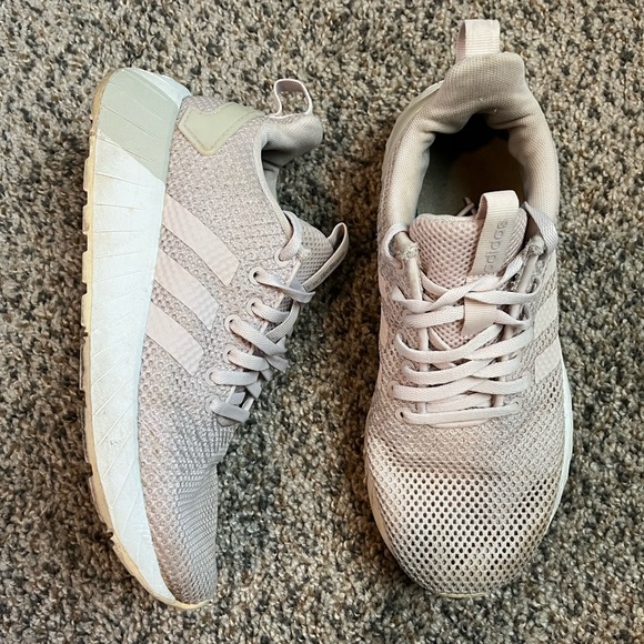 women’s size 6 adidas
